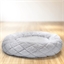 Nid douillet effet fausse fourrure gris ou beige